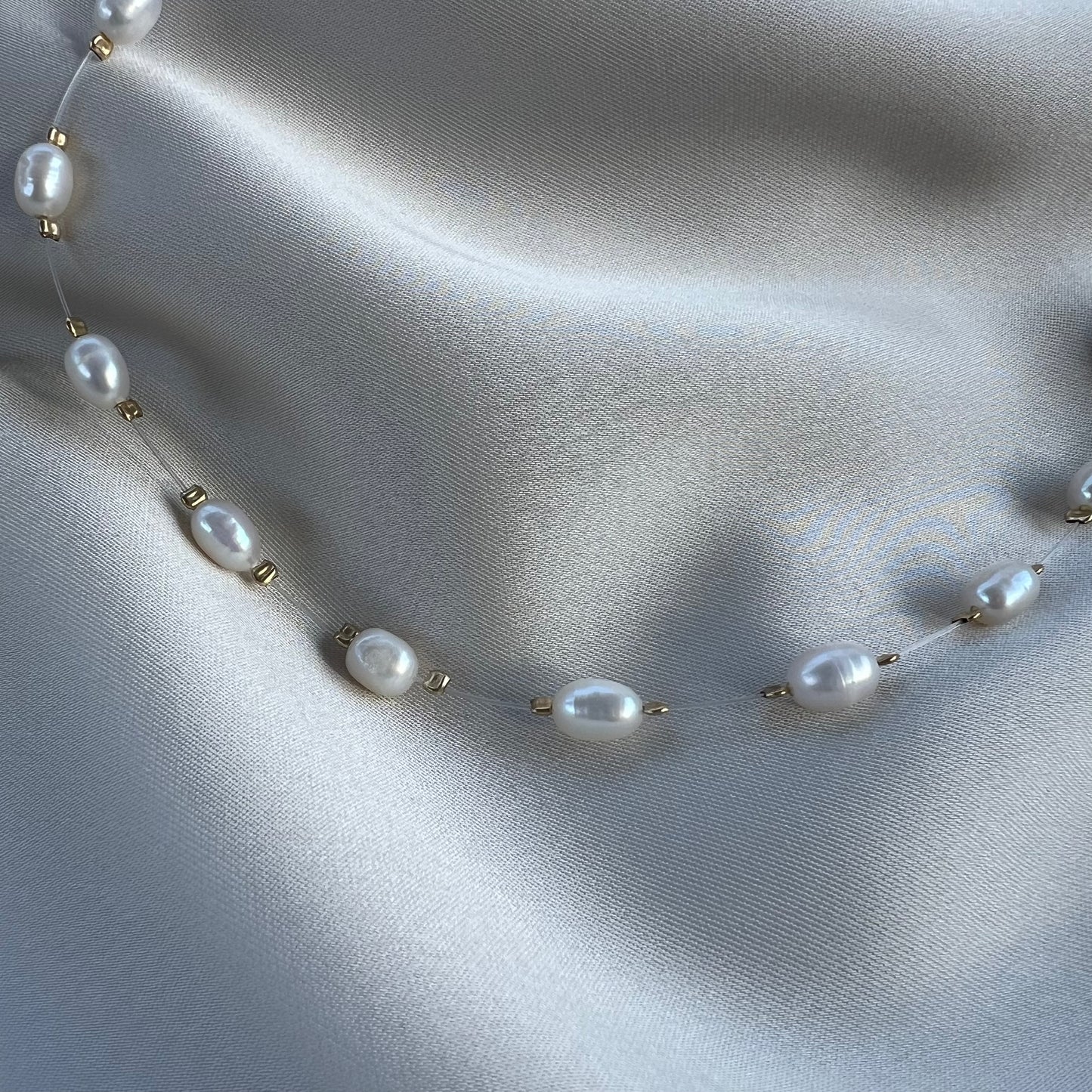 צ'וקר פנינים צפות